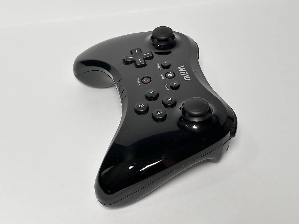 Nintendo Controller: Wii U Pro Controller con caricatore - Nintendo – Gebraucht aus Gordola von kar_gy5g 2
