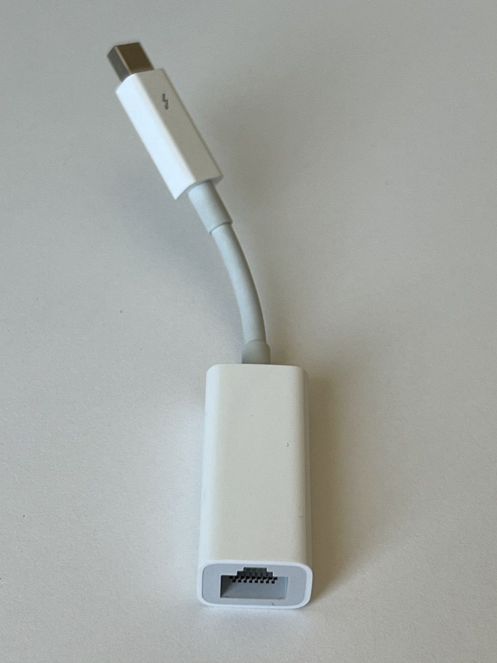 Apple Laufwerke & Adapter: Apple Thunderbolt auf Gigabit Ethernet Adapter A1433 – Gebraucht aus Zürich von Kollege7