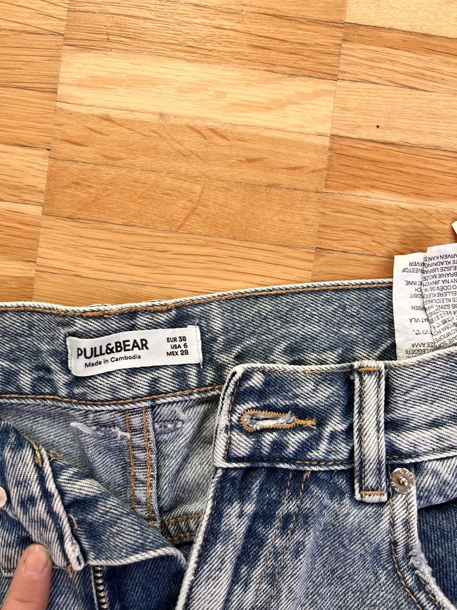 Pull&Bear Jeans: Wie neu Pull&Bear Jeans EU 38 – Nuovo (secondo la descrizione) da Bonstetten venduto da mar_thl8 2