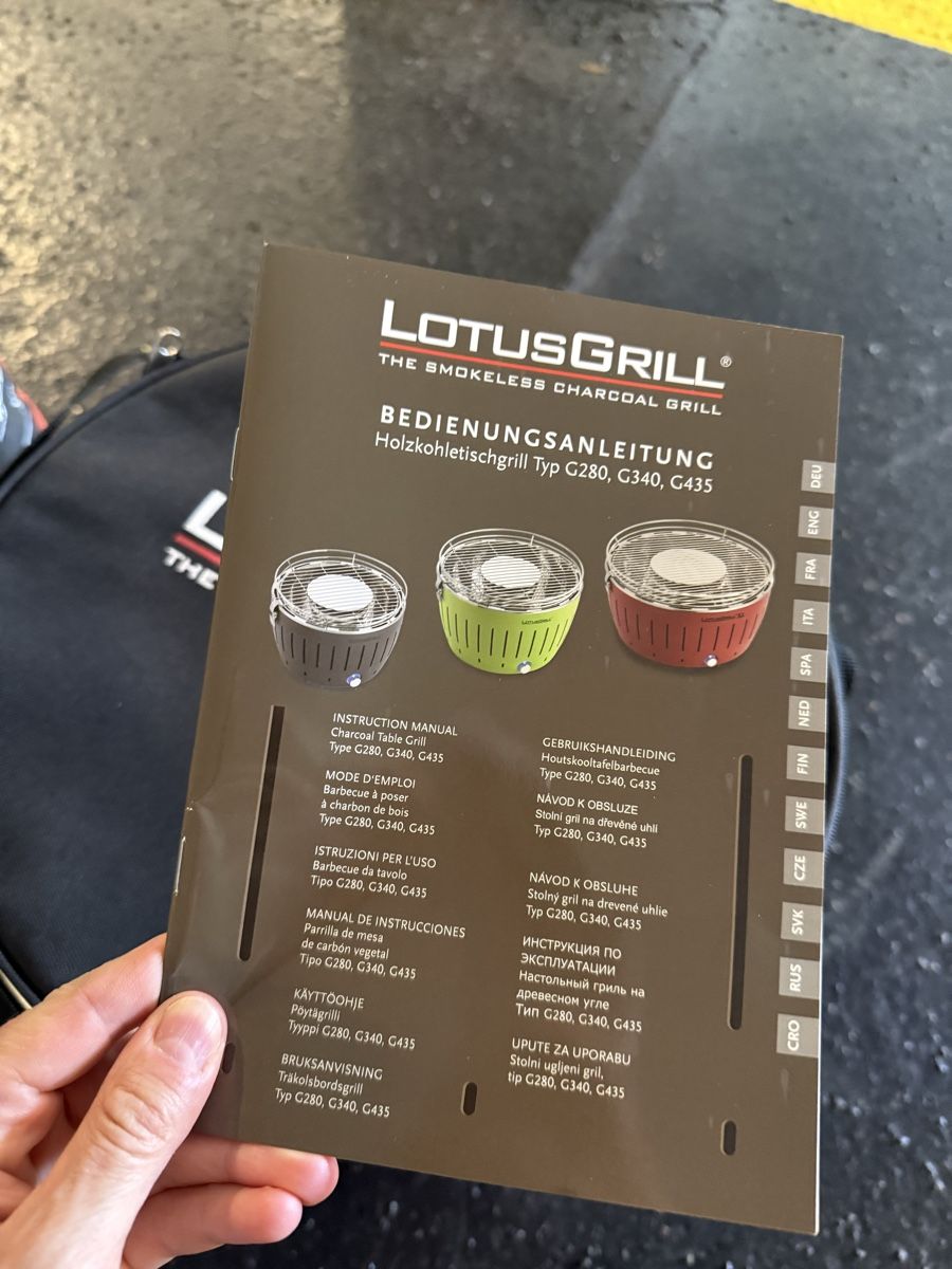 Griglie: Barbecue LotusGrill portatile con carbone e liquido  – Usato da Cureglia venduto da Zucchi1 3