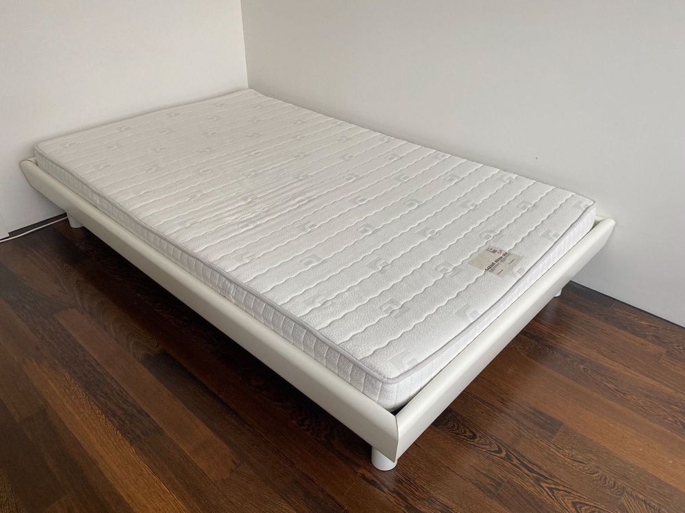 Elegantes Bett 120x200 Matratze Ebenbild