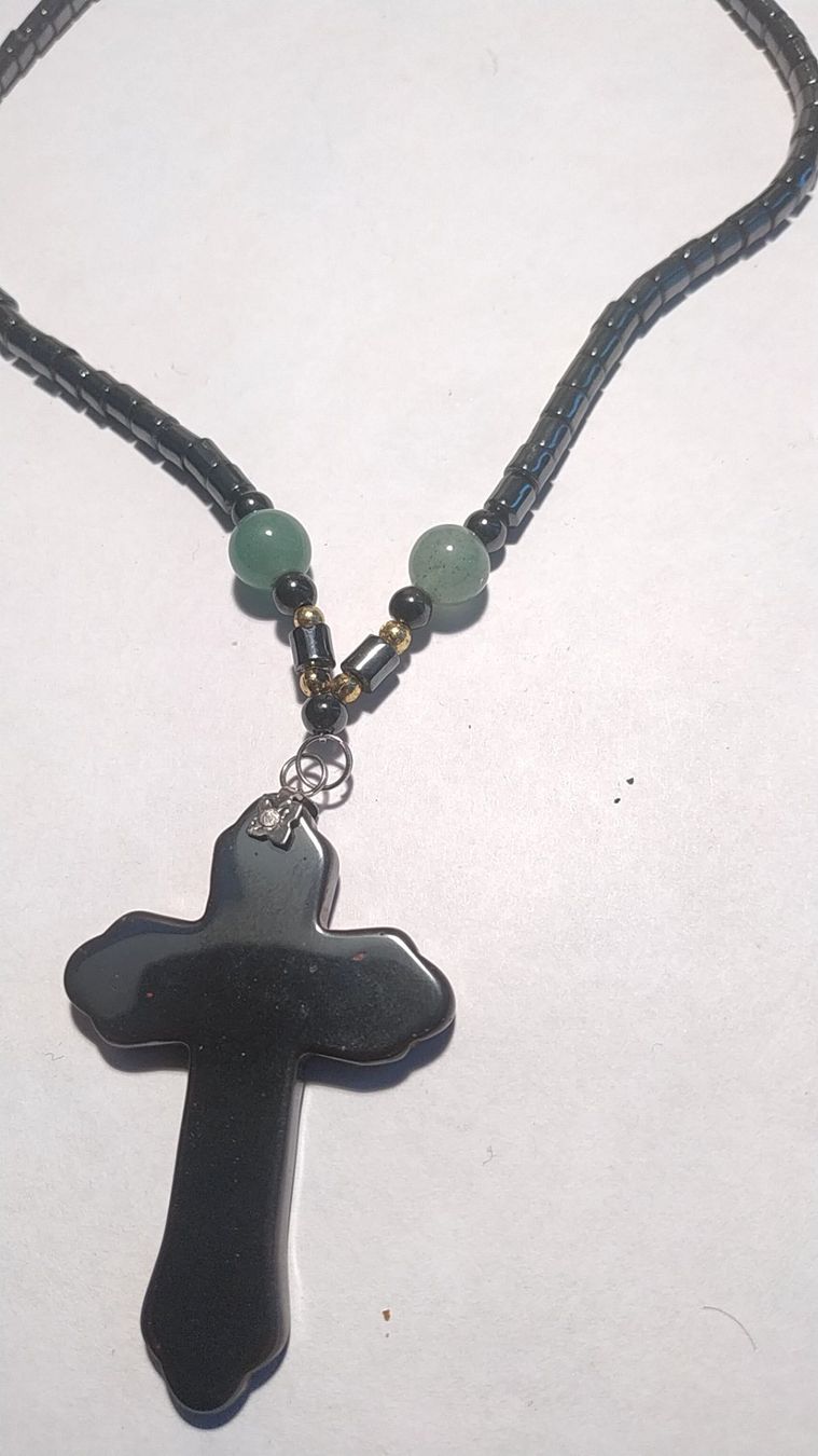 Ketten: Hämatit Kette mit Kreuz 42cm – Neu und originalverpackt aus Münchenbuchsee von Daniel0133 1