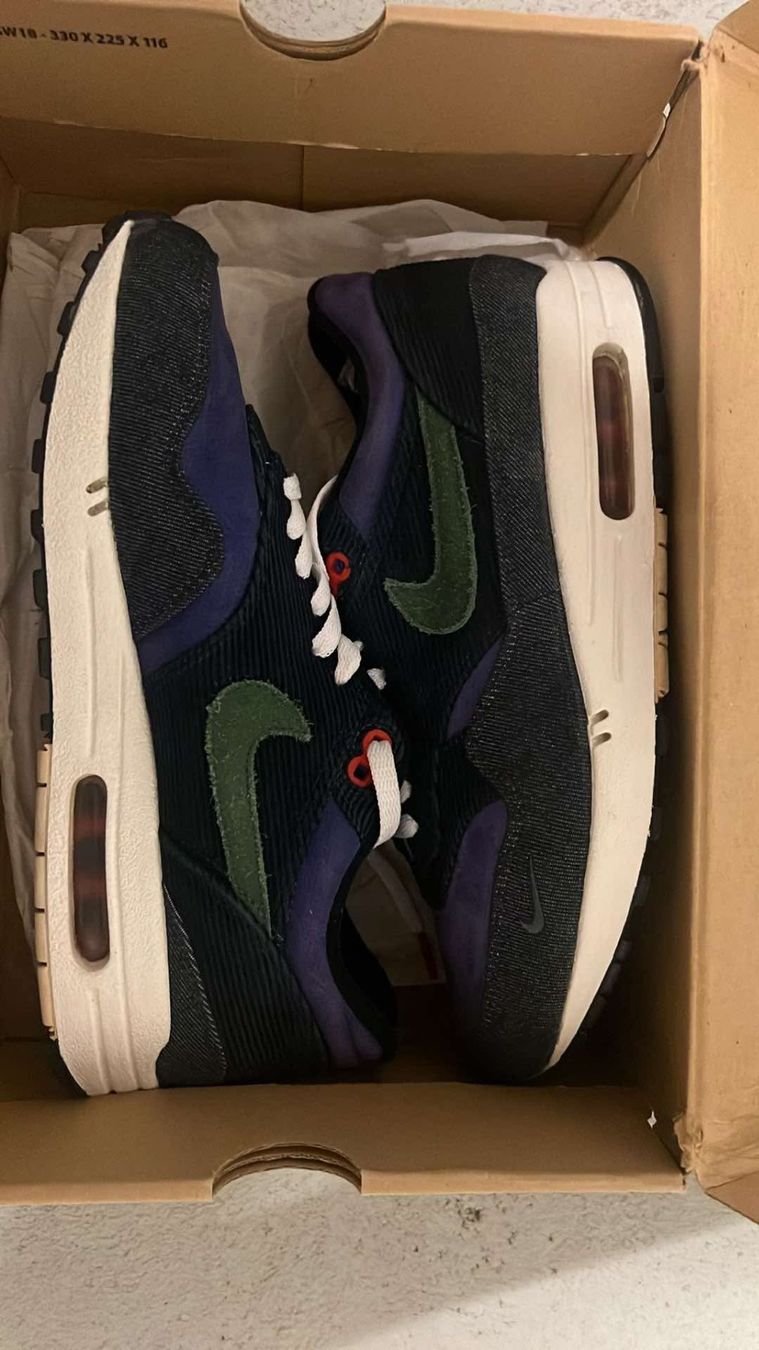 Nike Scarpe da uomo: Air Max 1 Patta Corduroy - US 9.5 – Usato da Villmergen venduto da claudy00