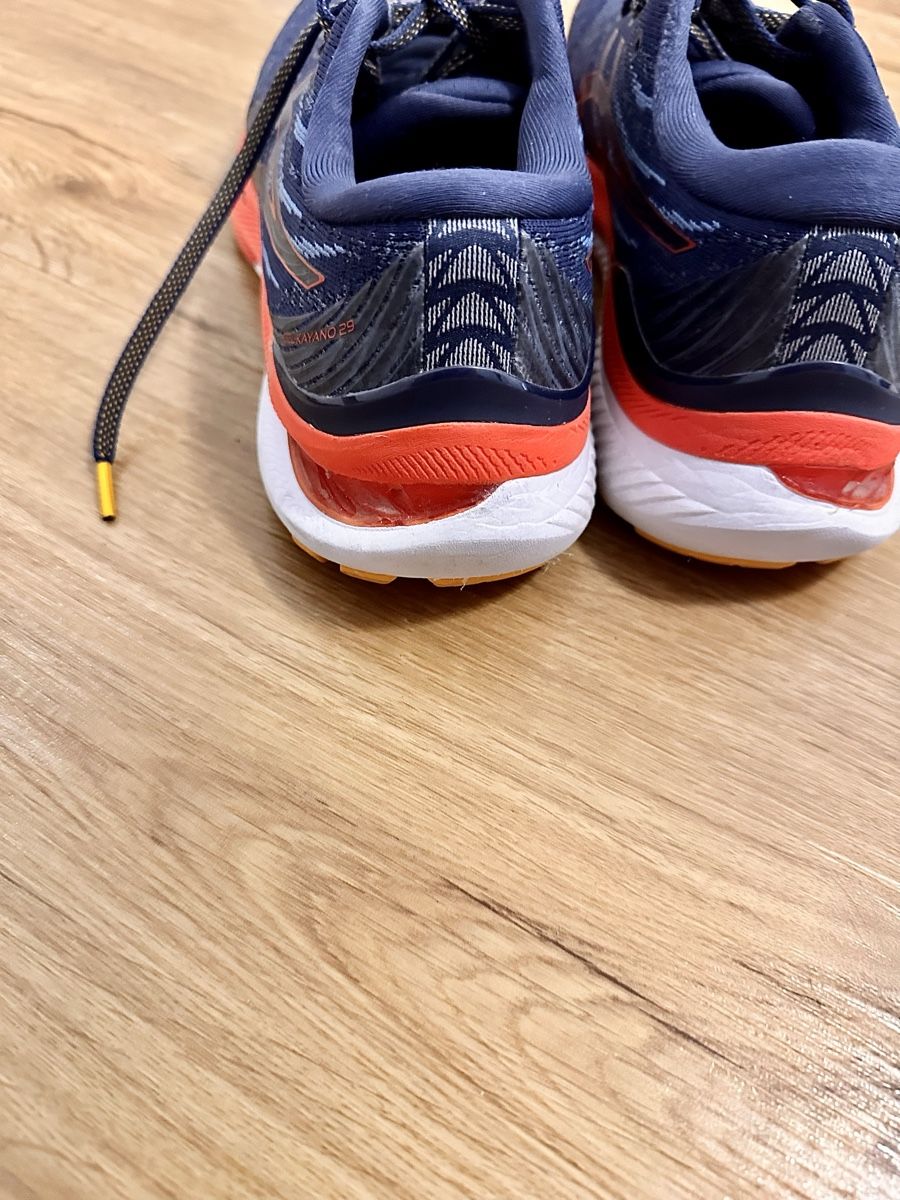 Asics Herrenschuhe: ASICS Performance Gel-Kayano – Gebraucht aus Kriens von Ileriadiamore 6