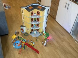 PLAYMOBIL Modernes Wohnhaus / Luxusvilla 5574 mit viel Zubeh