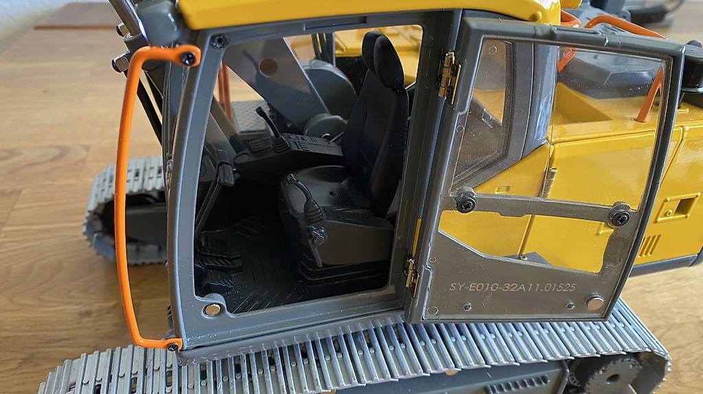 RC Modellbau: Volvo eEc 160e – Gebraucht aus Schwarzenbach SG von Alrue3 4