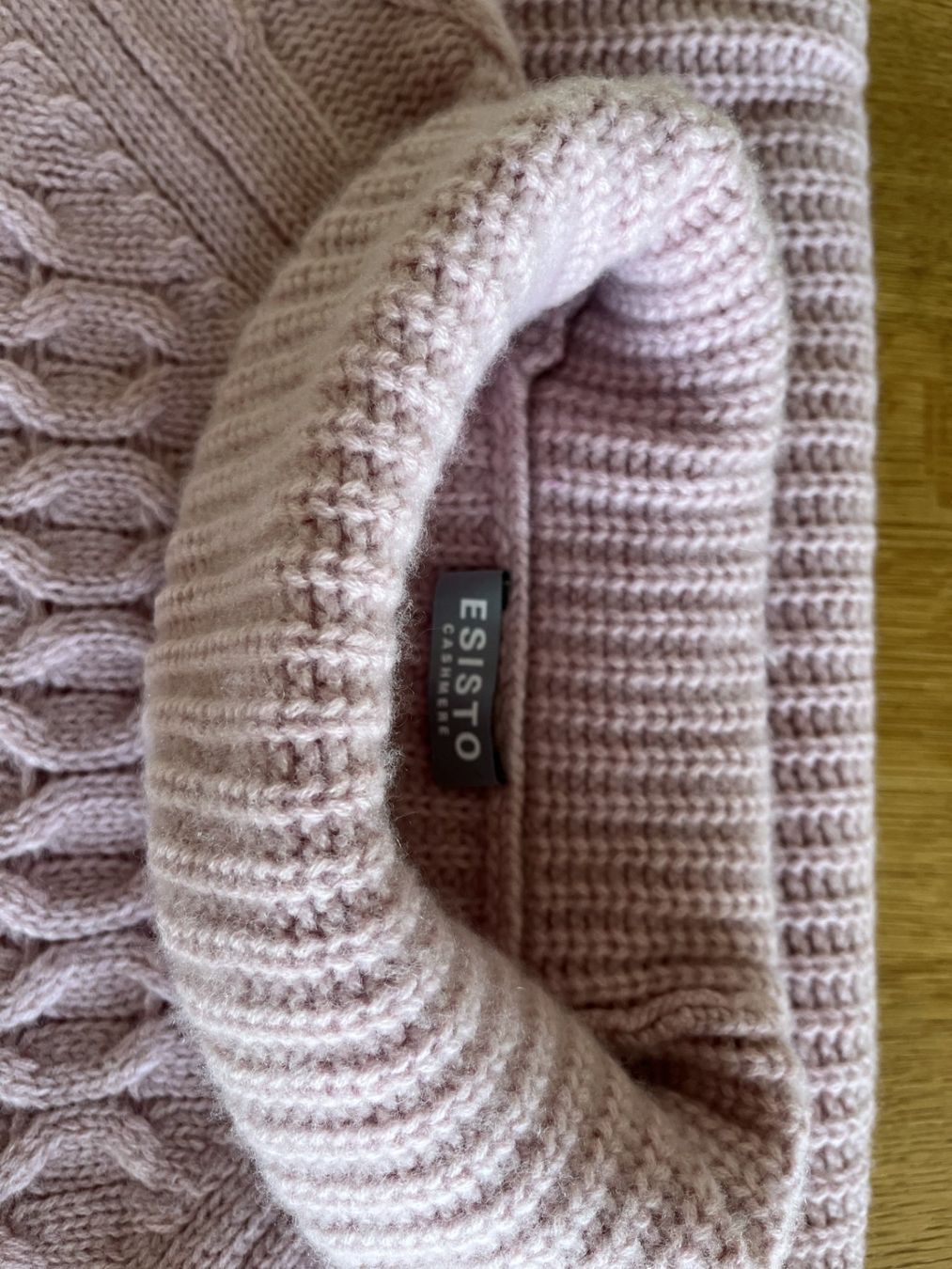 Maglioni & Felpe: kuscheliger Cashmere Rollkragenpull, rosa – Usato da Wermatswil venduto da Mickeymouse68 2