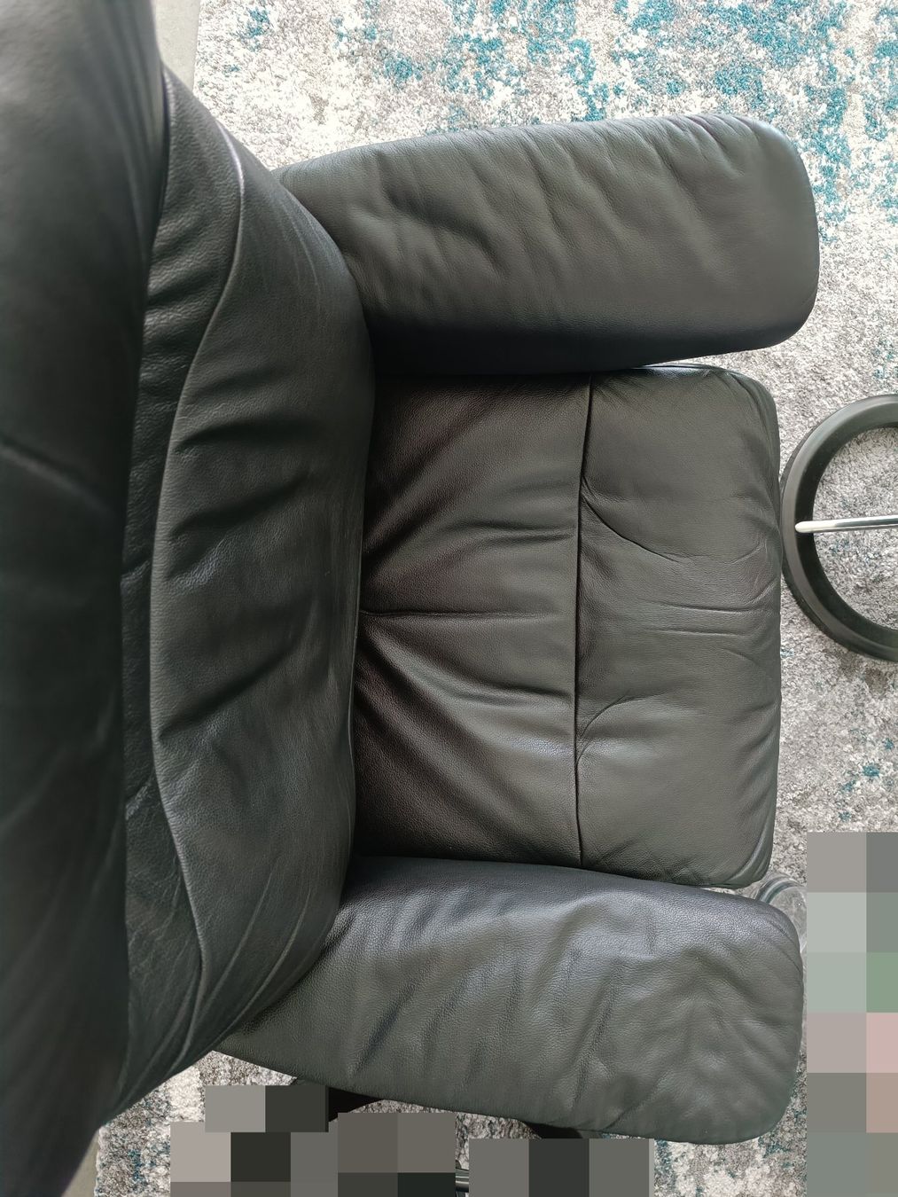Stressless Fauteuils: Stressless Sessel mit Hocker, schwarzes Leder / Relaxsessel – D'occasion à Bülach par SunniMaro 5