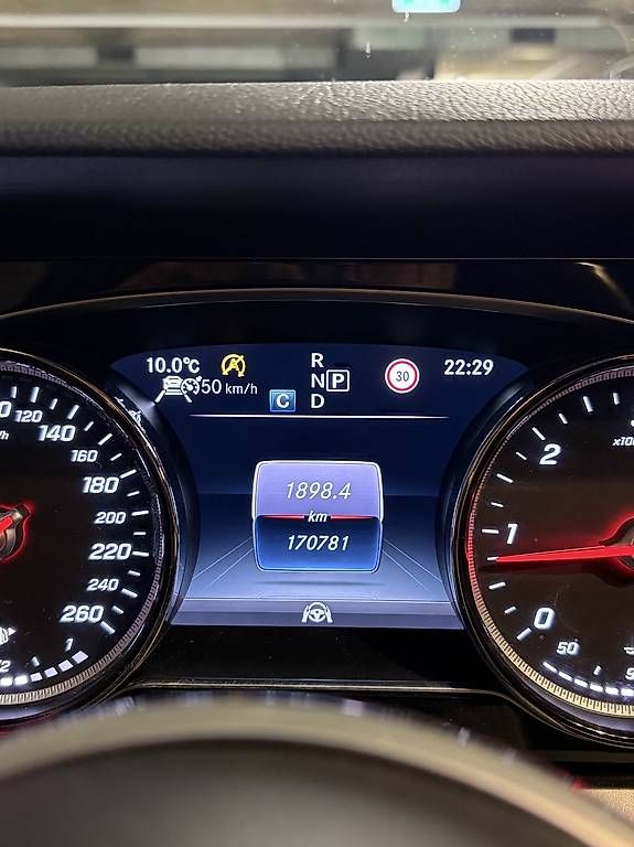 Automobili: Mercedes Benz E300d 2018 – Nuovo e nell'imballaggio originale da Holziken venduto da EdisonHajrizii 4