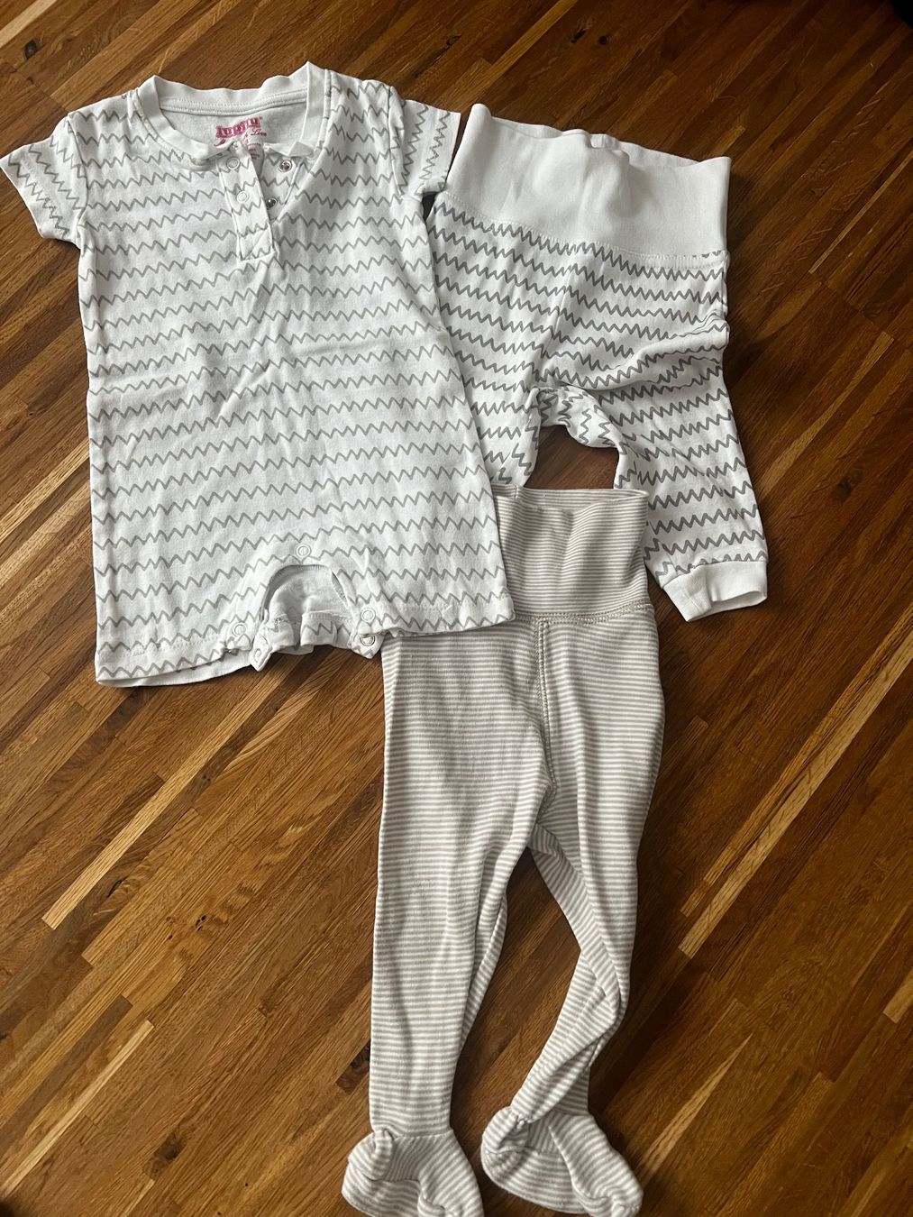 Lotti & Set di vestiti: Kleiderpaket Grösse 62/68 – Usato da Stans venduto da Fee81