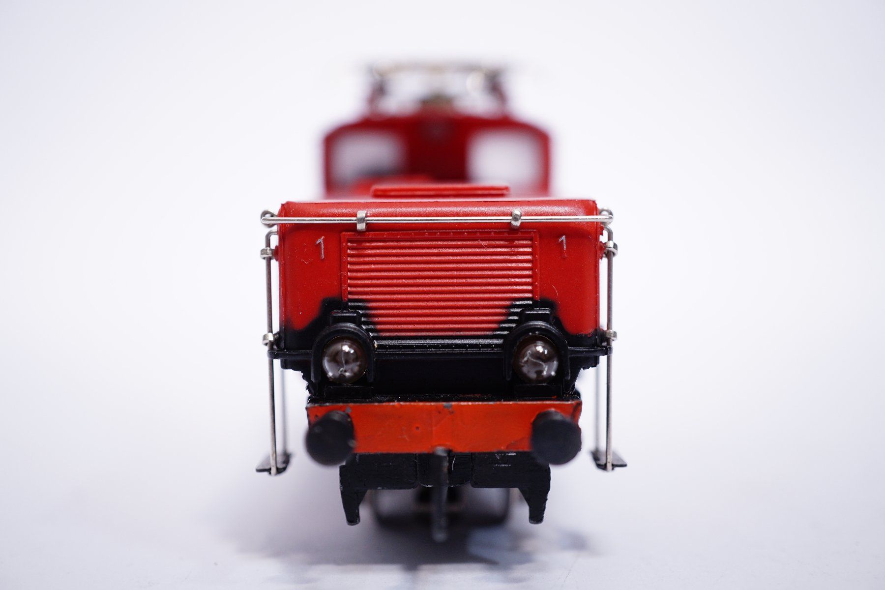 Märklin Modelleisenbahnen: 3å Märklin 2875 DB E 63 Behälterwagenzug – Gebraucht aus Uetendorf von tigermuegi 2