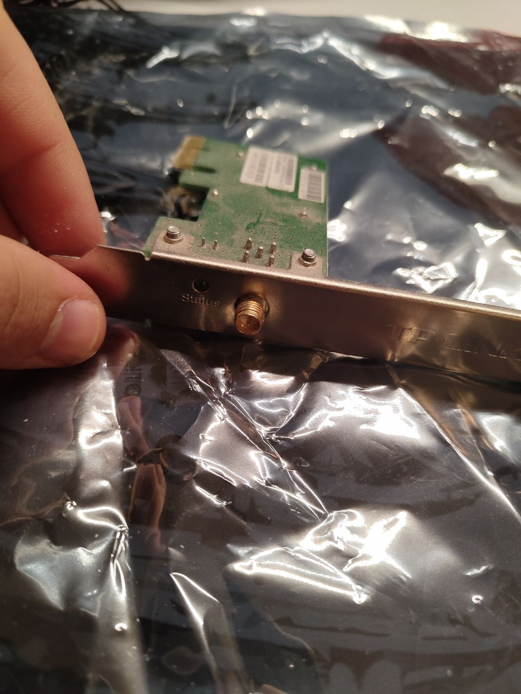Laufwerke & Adapter: TP-Link PCI-E Wireless Adapter  – Gebraucht aus Zetzwil von FrlsNekomaJonny 1