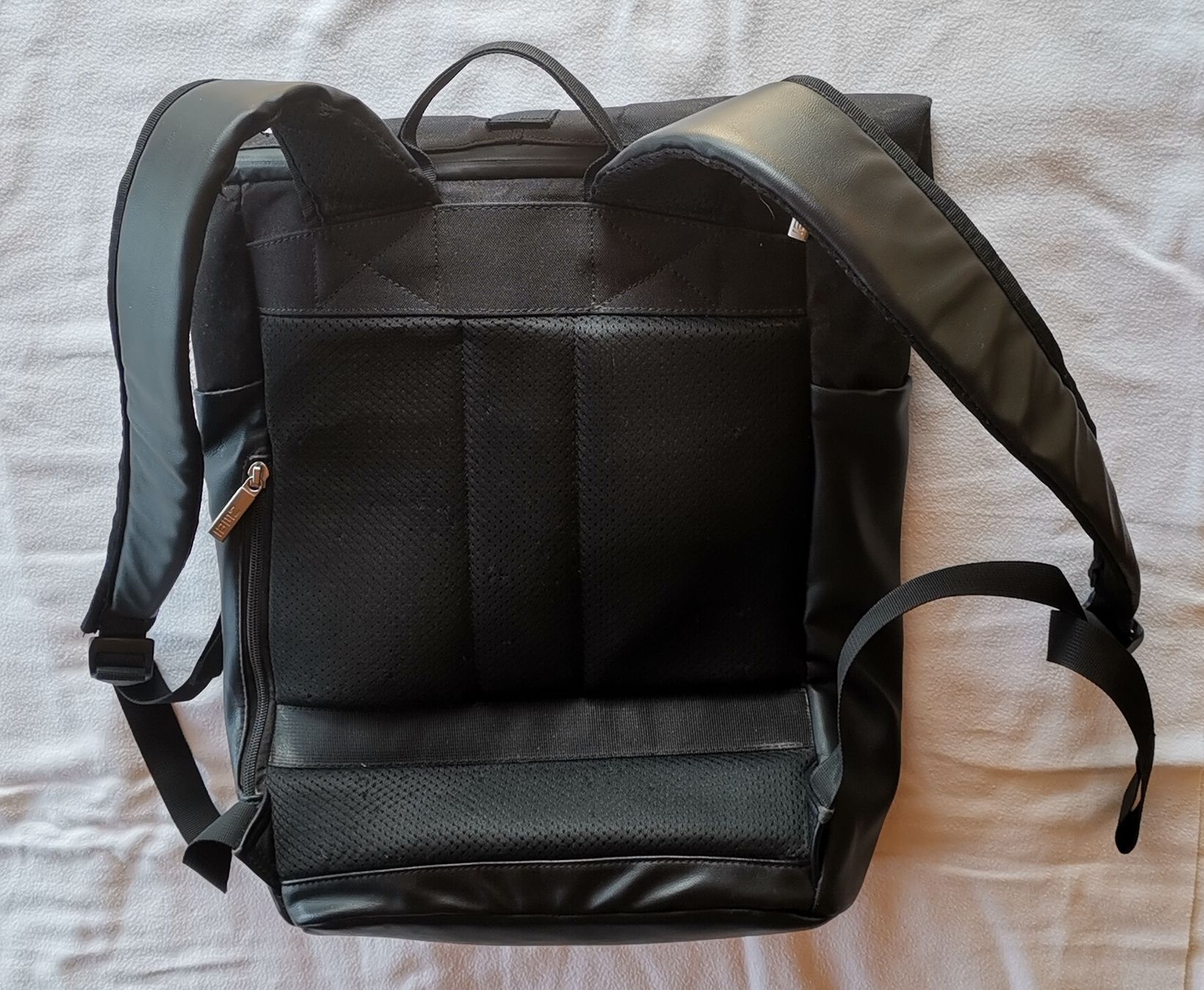 Zaini: Schwarzer Rucksack Marke ZWEI – Usato da Uetendorf venduto da Timo2022 9