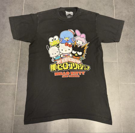 My Hero Academia x Hello Kitty Vintage Shirt Gr.S