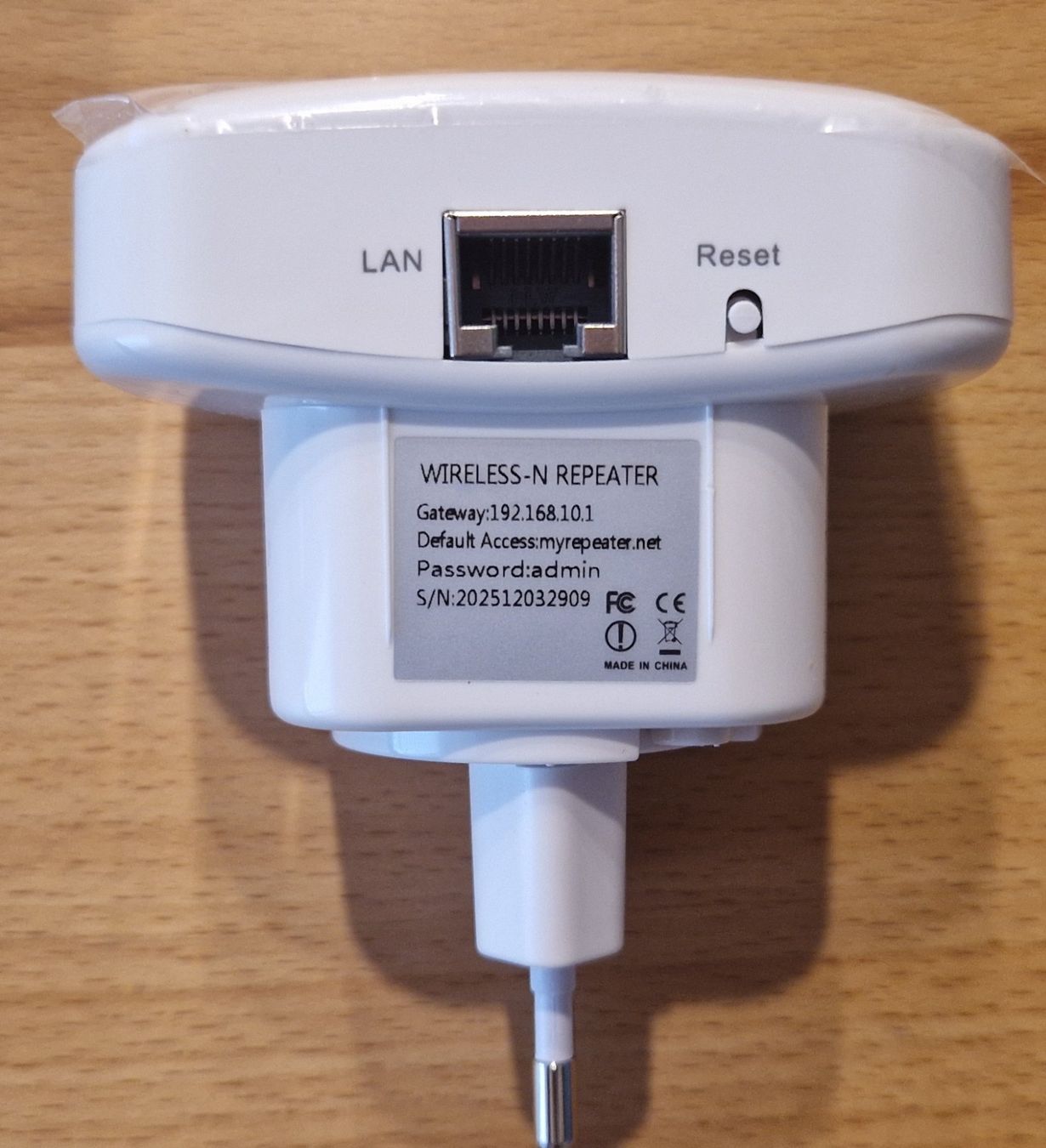 WiFi: Wireless-N WiFi Repeater – Neuf avec emballage d'origine à Bütschwil par Rgfire 3