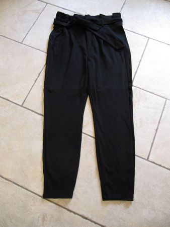 Paperbag-Hose von Vero Moda, Gr. S/30, schwarz