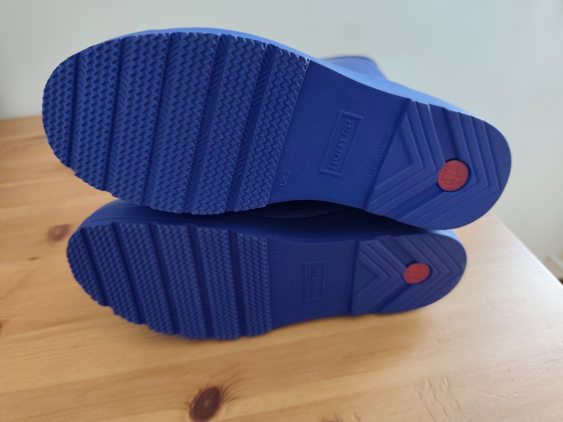Hunter Scarpe da donna: HUNTER Gummistiefel in blau, Grösse 38 – Nuovo (secondo la descrizione) da Rheineck venduto da Polcadot 3