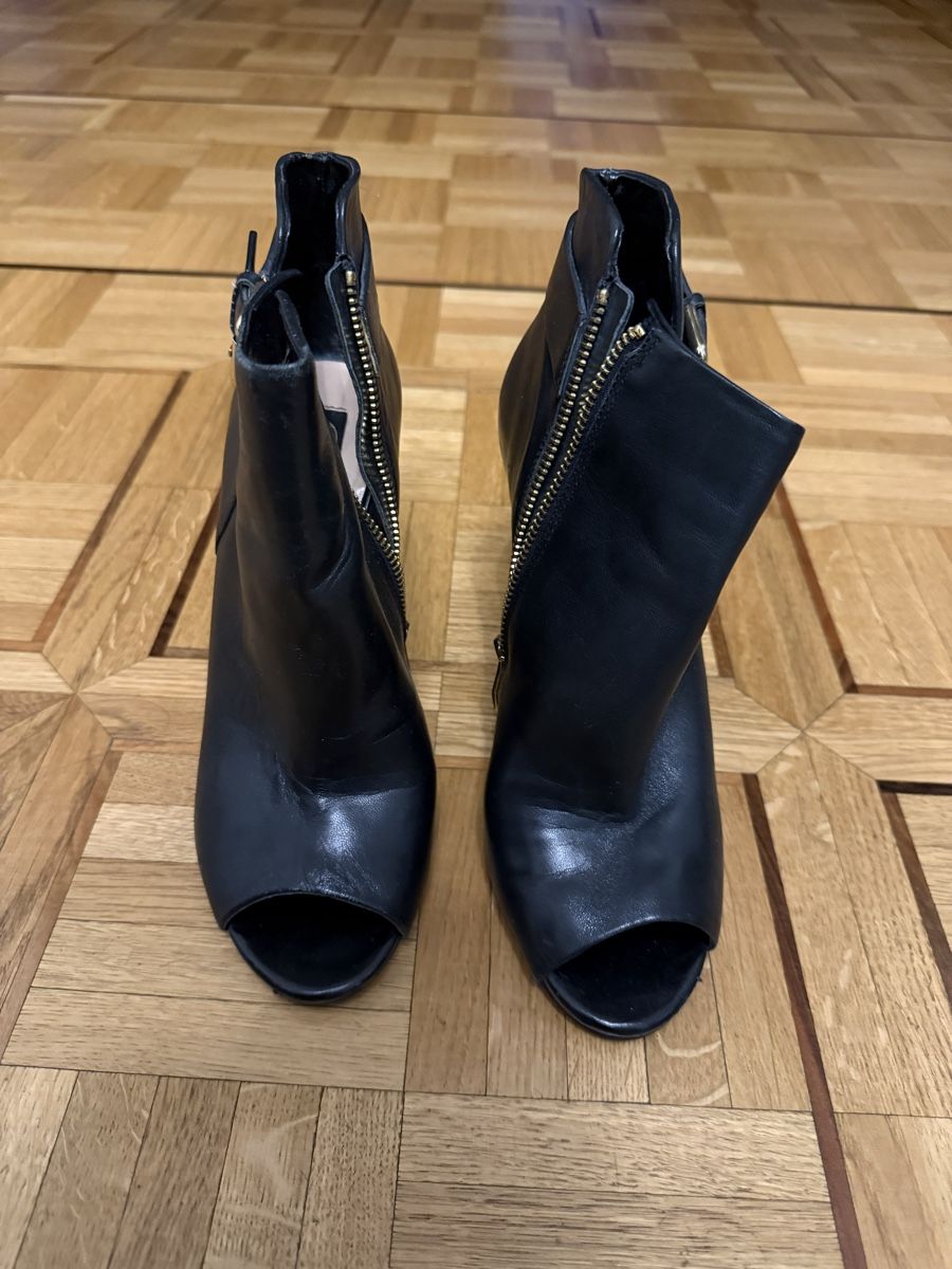 Scarpe da donna: Black pumps size 6 – Usato da Genève venduto da hai_2rp8 2