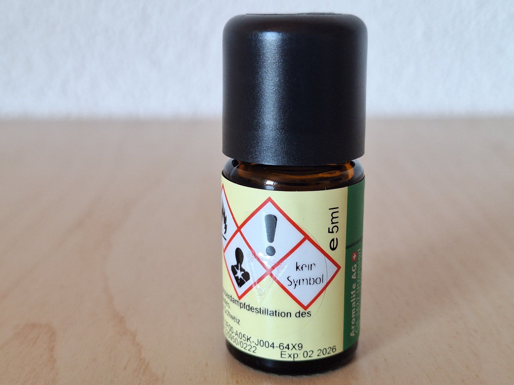 Ätherische Öle: Hanf 10% ätherisches Öl Bio 5ml – Neu und originalverpackt aus Worb von geo_zbd8 1