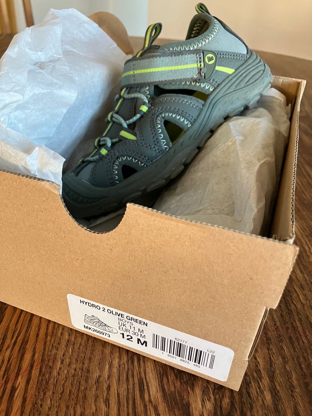 Merrell Scarpe per ragazzi: Merrell Sandalen Hydro 2 Olive Gr. 30 Neu mit Karton – Nuovo e nell'imballaggio originale da Lausanne venduto da Julerde 1