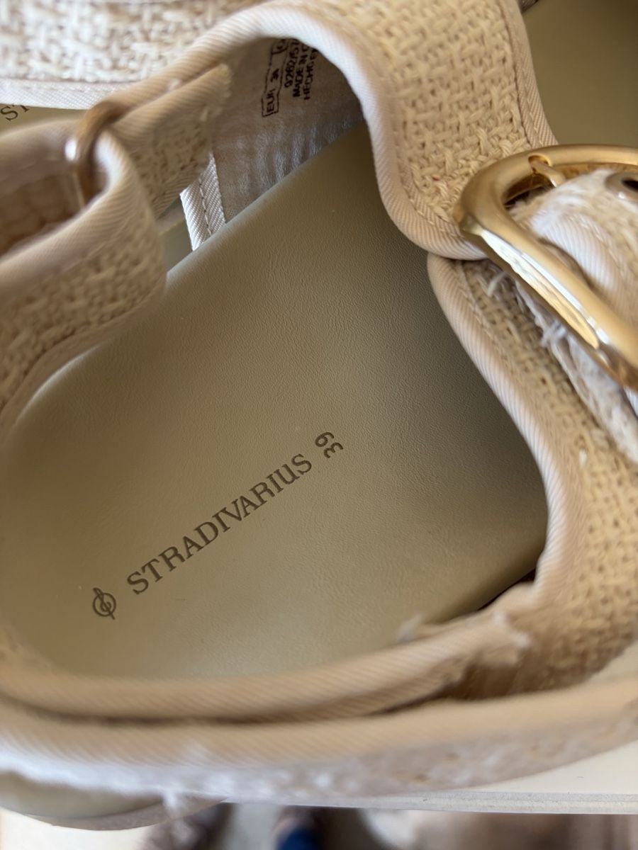 Stradivarius Damenschuhe: Stradivarius Sandalen Gr.39  – Gebraucht aus Basel von Brunner.T 3