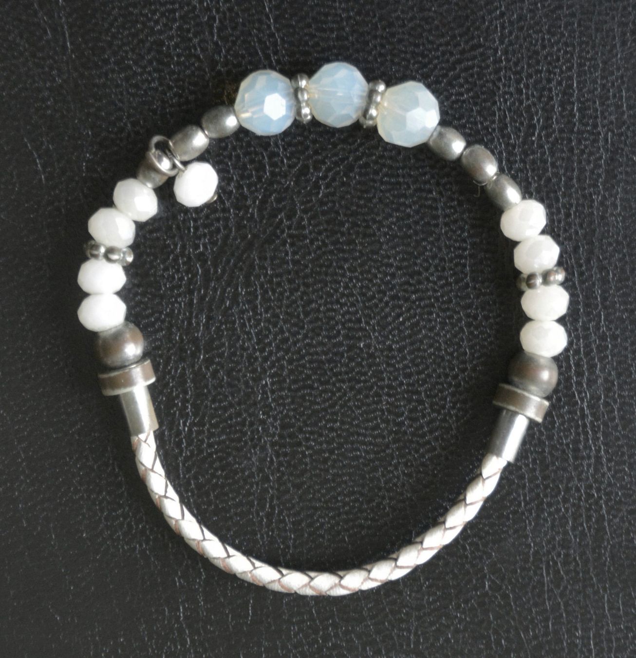Bracciali & Braccialetti: Armband, teilweise lederartig – Usato da Niederhasli venduto da littledrop