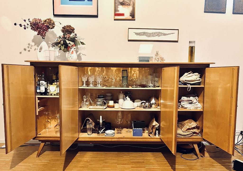 Commodes: Mid-Century Sideboard- Vintage Holzmöbel – D'occasion à Zürich par apalbel 1