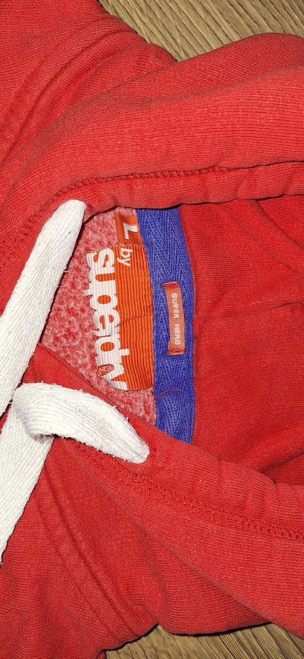 Superdry Pulls & Sweat-shirts: Superdry Kapuzenpullover – D'occasion à Uttigen par lunalisa01 1