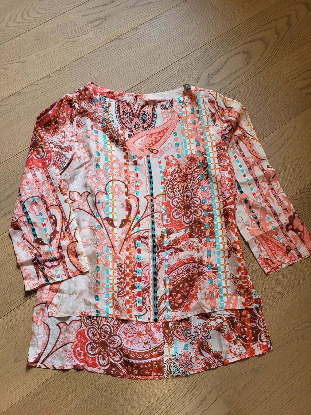 Tops: Blouse / top /  Tshirt    -  S – Gebraucht aus Zumikon von cozurich