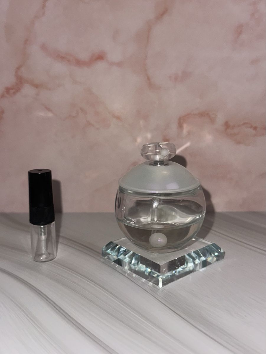 Cacharel Parfum & Eau de Toilette: Noa cacharel 2 ml – Gebraucht aus Altstätten SG von Perfumesiren23
