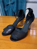 Sandalo Chanel tacco alto in metallo lavorato - Chanel high-