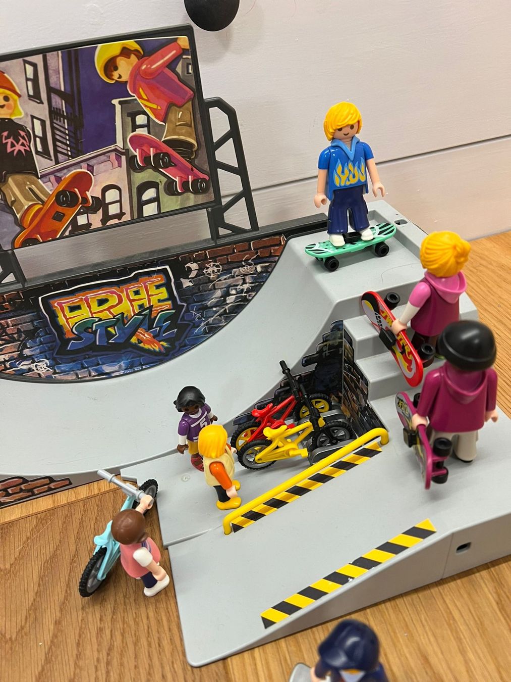 Playmobil Giocattoli: Playmobil Skaterpark – Usato da Lungern venduto da Bohnenkraut69 1
