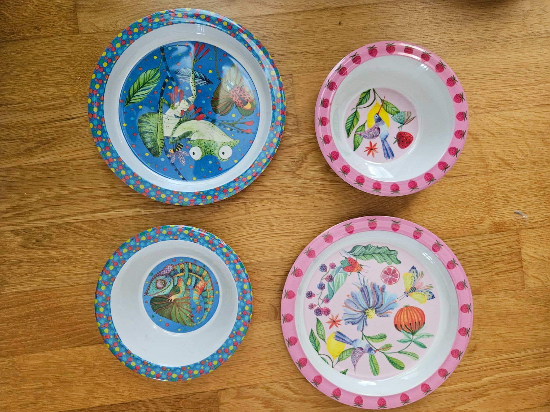 Services de table: Tolle, bunte Teller Sets NEU!!! – Neuf (Voir description) à Aathal-Seegräben par QNH1013