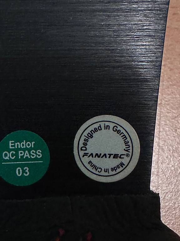 Fanatec Controller: Fanatec Rim 330mm Lenkrad Wheel – Usato da Pratteln venduto da Dpico 3
