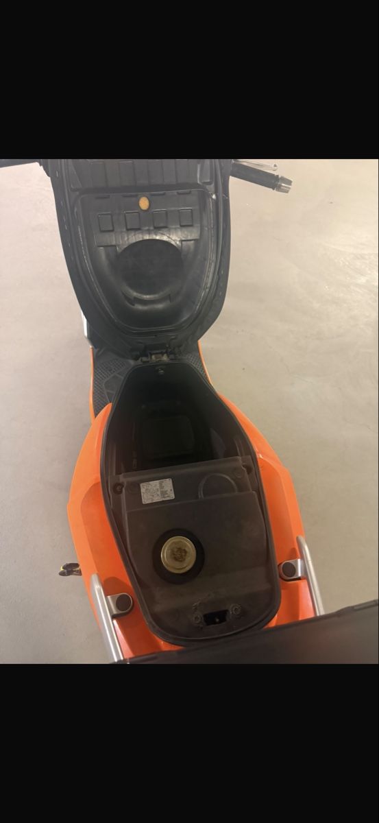 Kymco Strada: KYMCO Super8 125 – Usato da Zürich venduto da Dar_bgc8 2