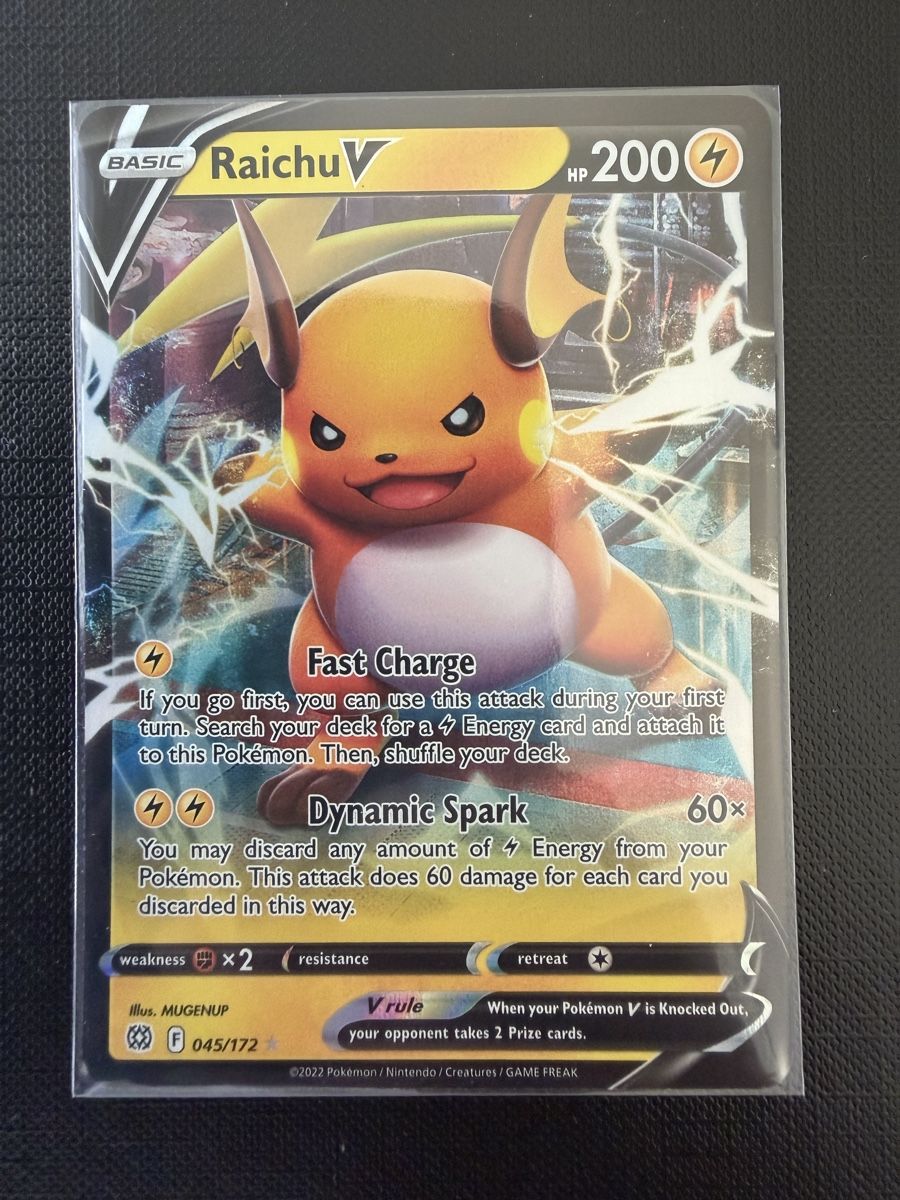 Pokémon Carte collezionabili: Raichu V #045 EN Brillant Stars – Nuovo (secondo la descrizione) da Savigny venduto da Matgab94