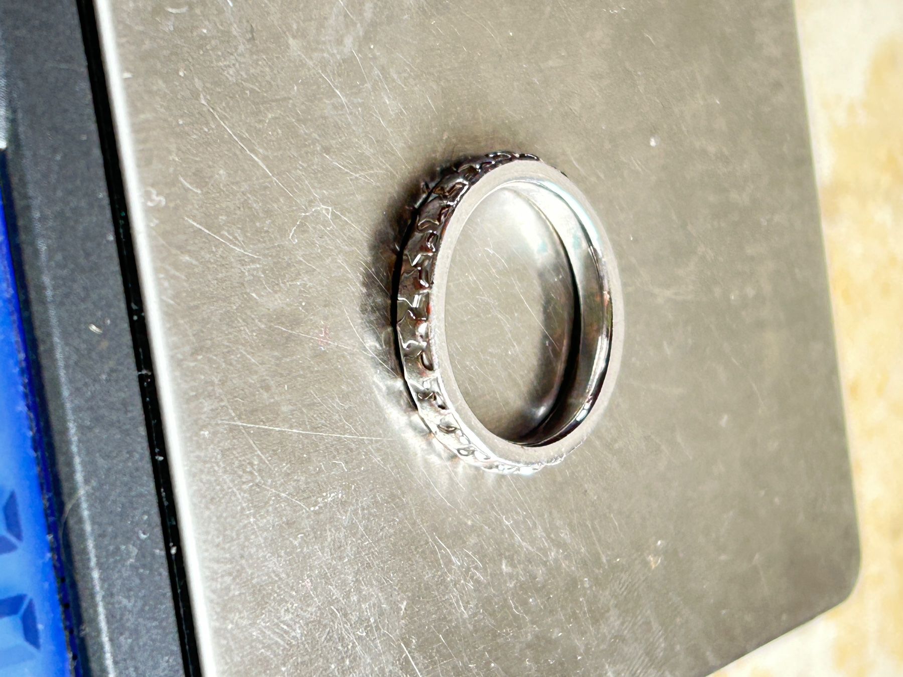 Anelli: Ring mit Sternenmuster STARS (Grösse 56) – Usato da Laufen venduto da Bellavitaboom 6