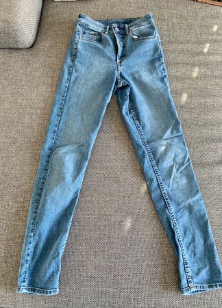 Schöne Jeans H&M Skinny Ankle HIGH WAIST Gr. 25 / CN160, 64A