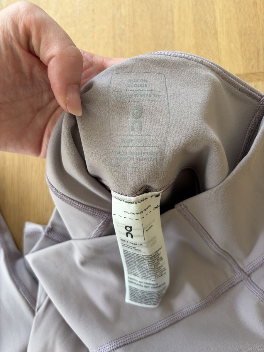 Leggings: On Running Studio Tights 7/8, Damen Grösse S – Neu (gemäss Beschreibung) aus Zürich von bib_ds9n 2