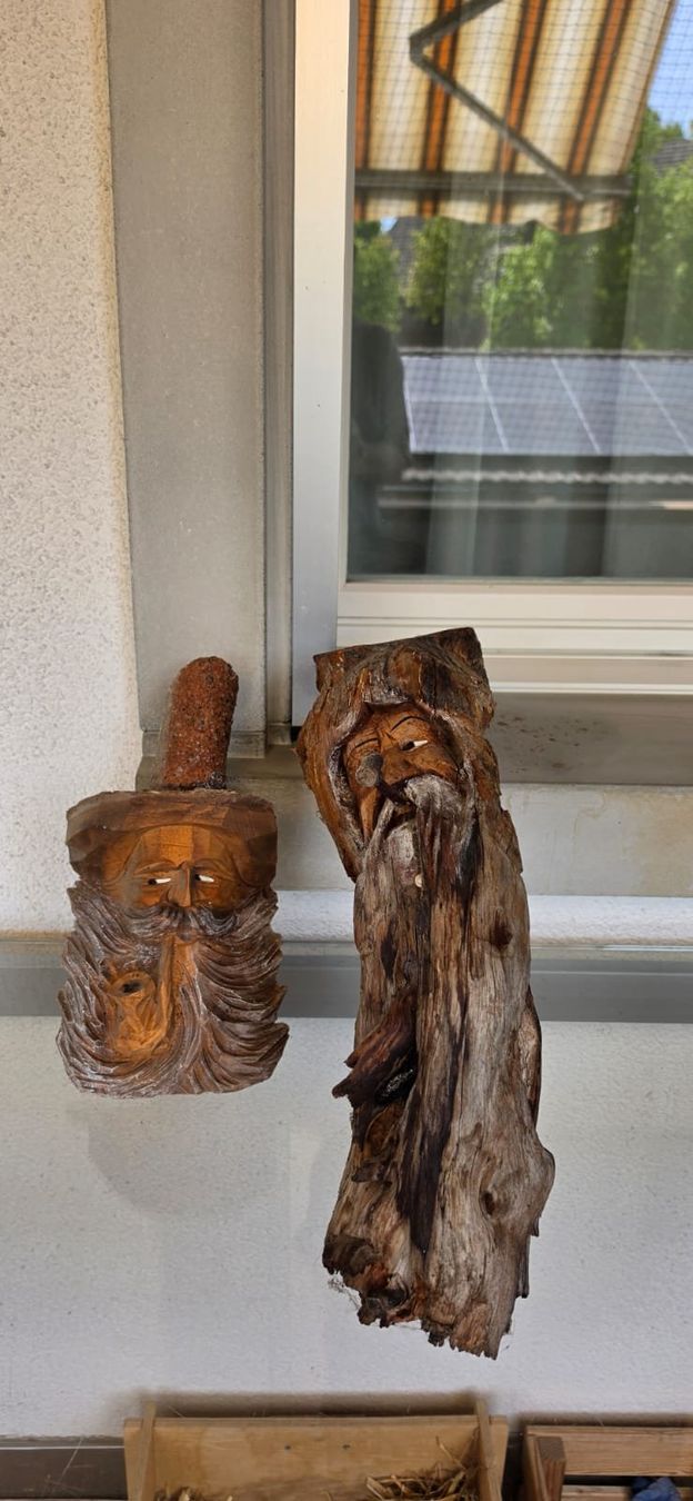 Sculptures & Statues: Handgeschnitzte Holzfiguren – D'occasion à Hittnau par fischsa1
