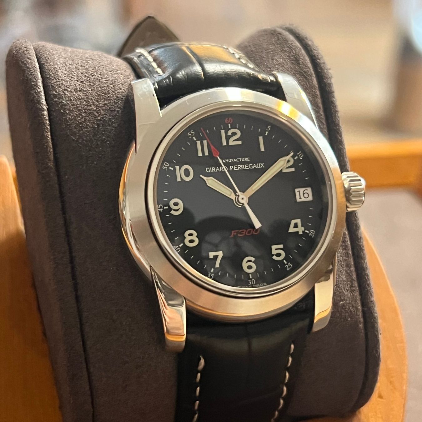 Girard-Perregaux Orologi: FLASH SALE Girard-Perregaux Ferrari Automatic Date 8025 – Usato da Carouge GE venduto da Watchaser 1