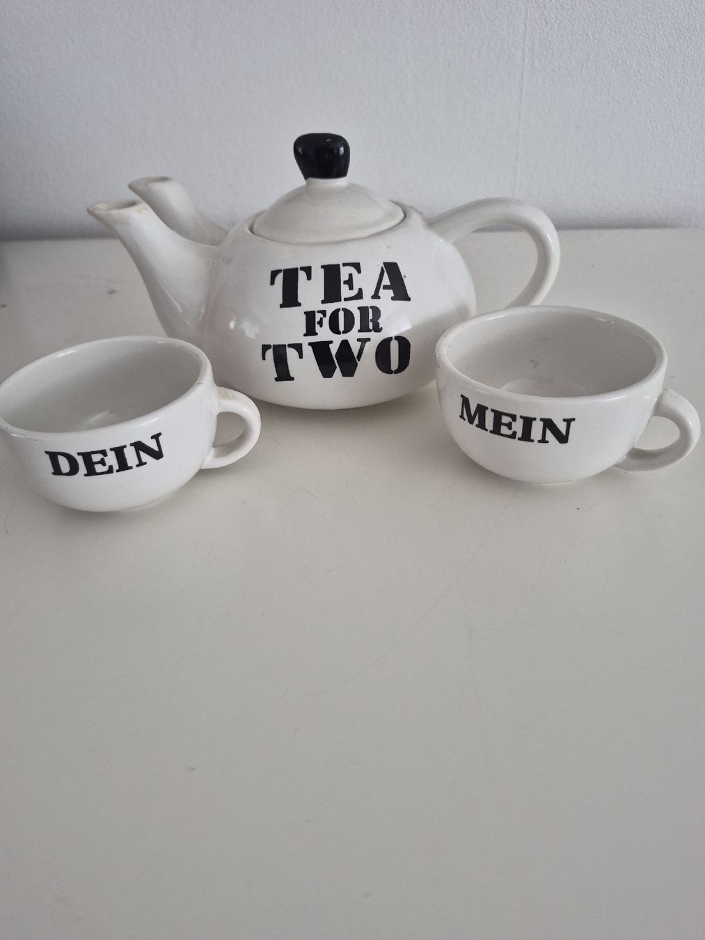 Teekannen: TEA FOR TWO – Gebraucht aus Bern von dasgesuchtobjekt