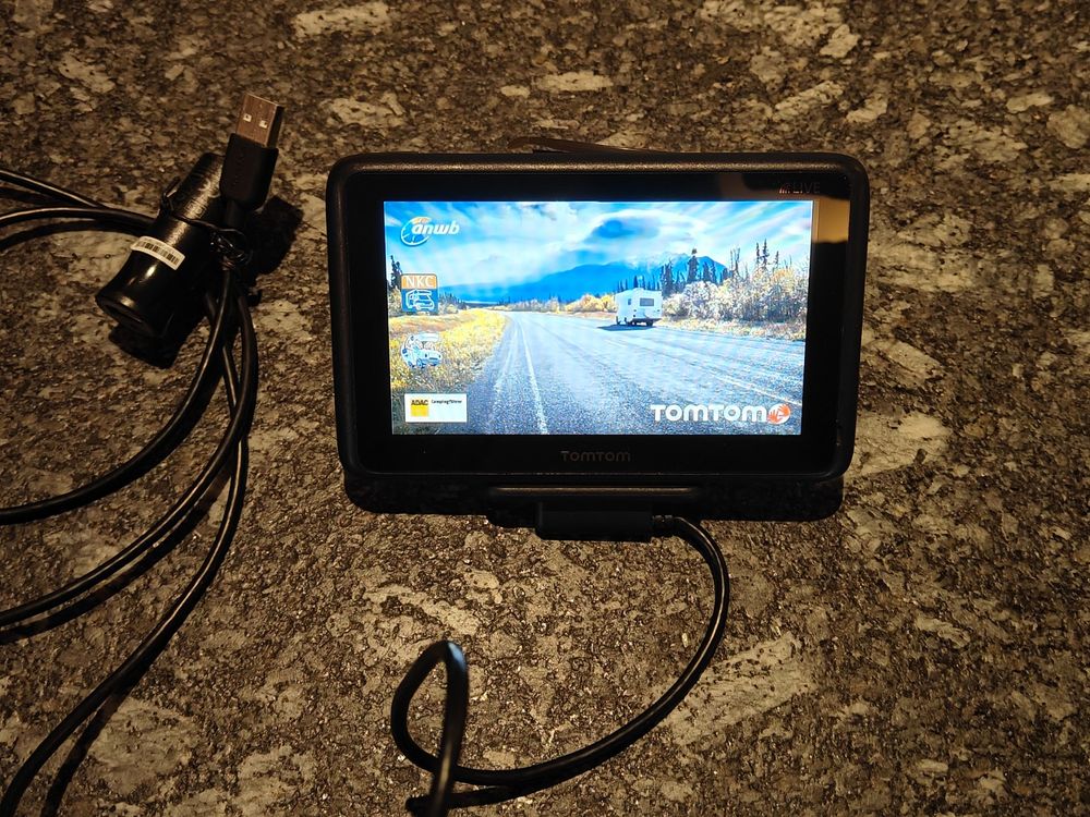 TomTom GO LIVE Camper Caravan Europe mit Box Zubehör (Gebraucht