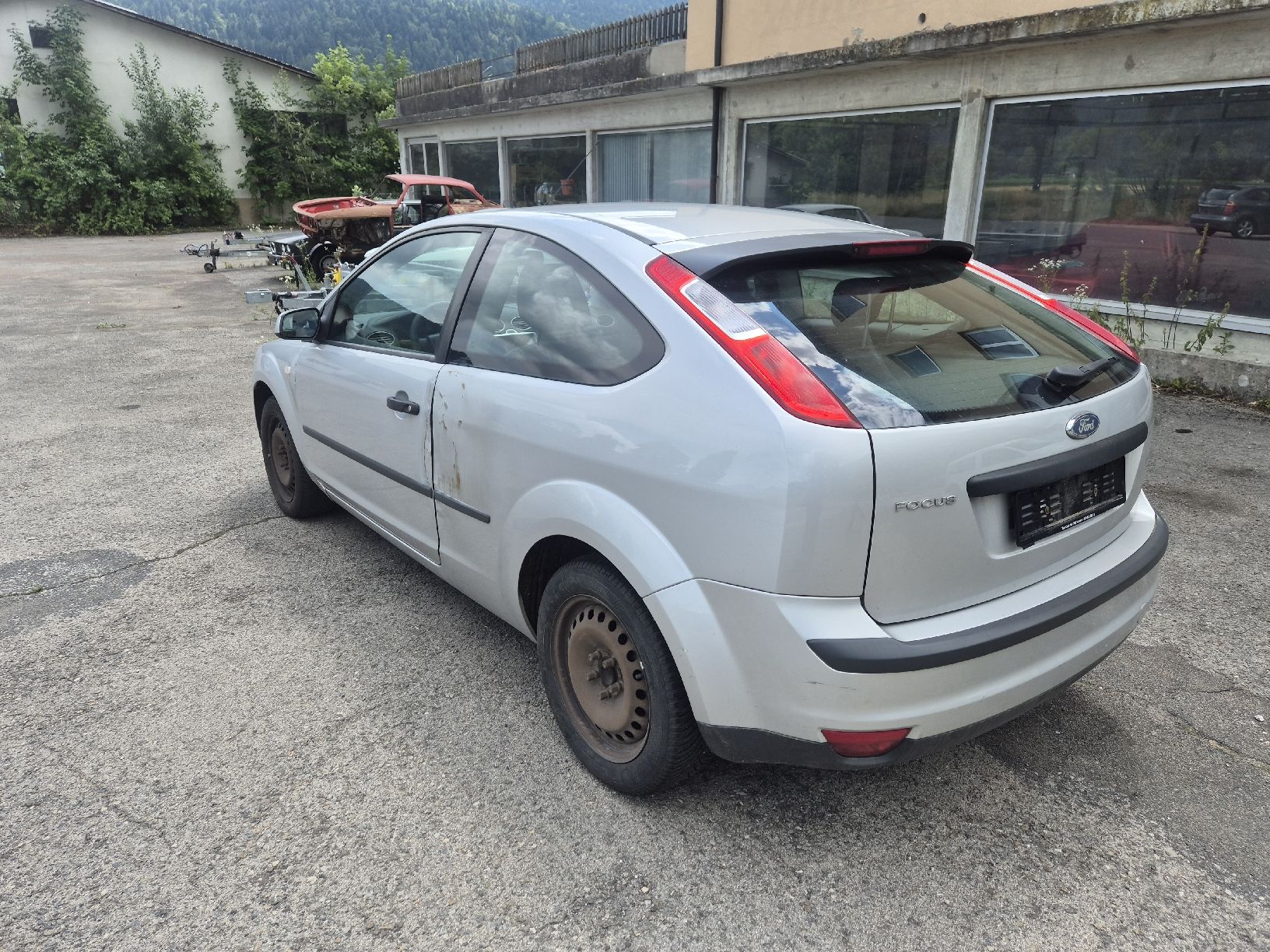 Ford Automobili: ford focus 2.0 16v – Difettoso da St. Sulpice NE venduto da Pixa01 3