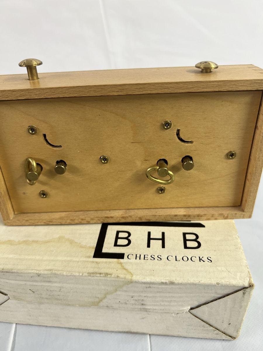 Giochi: BHB Schach-Uhr Holzgehäuse – Usato da Urnäsch venduto da Ursjack 3
