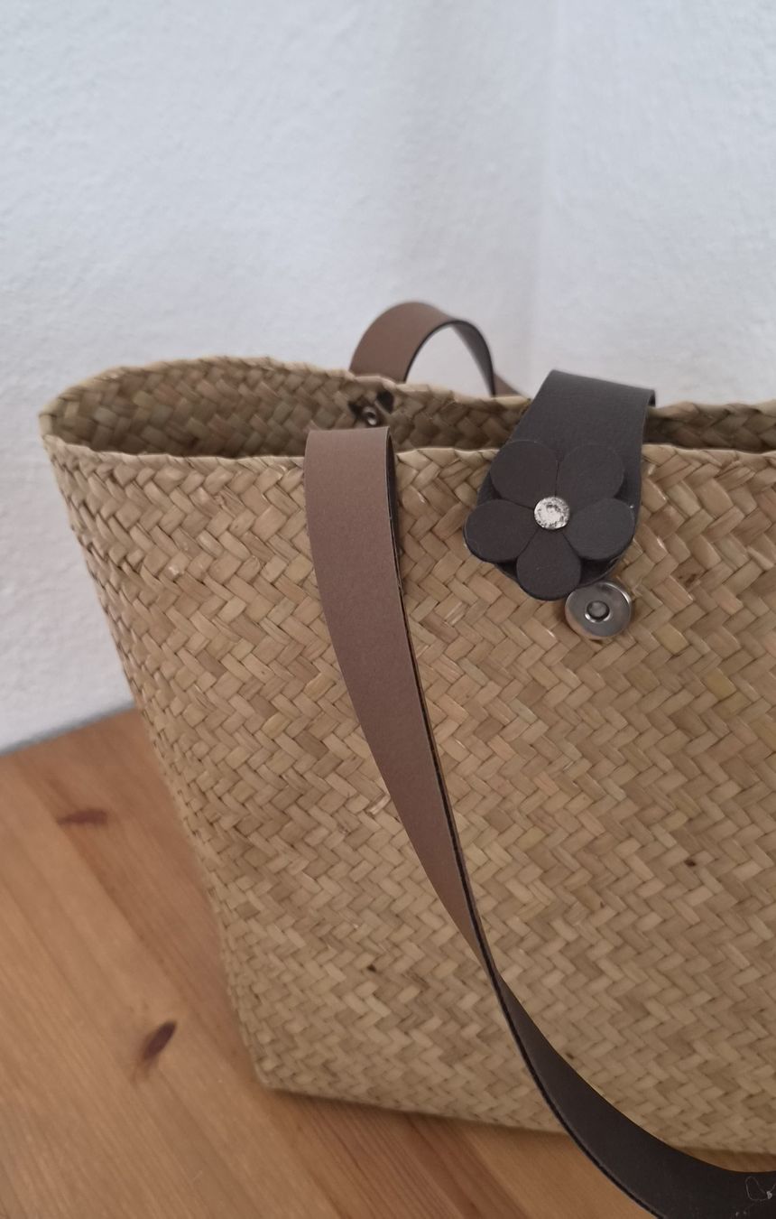 Borse da donna: Korbtasche Tasche Shopper Handmade Strohtasche – Usato da Affoltern am Albis venduto da thingsANDthings 4