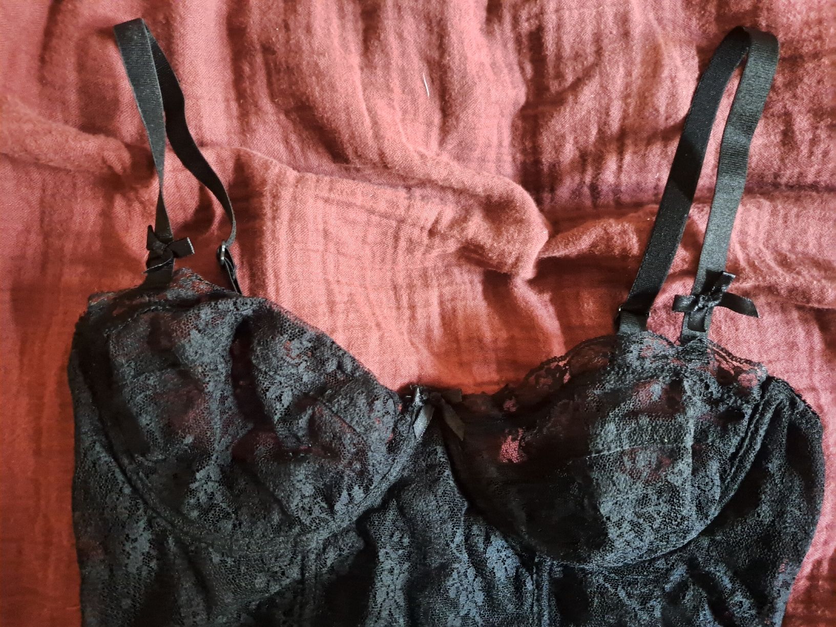 Altra biancheria intima: Schwarzer Spitzen-Corsagen-BH M – Nuovo (secondo la descrizione) da Luzern venduto da pumi24 1