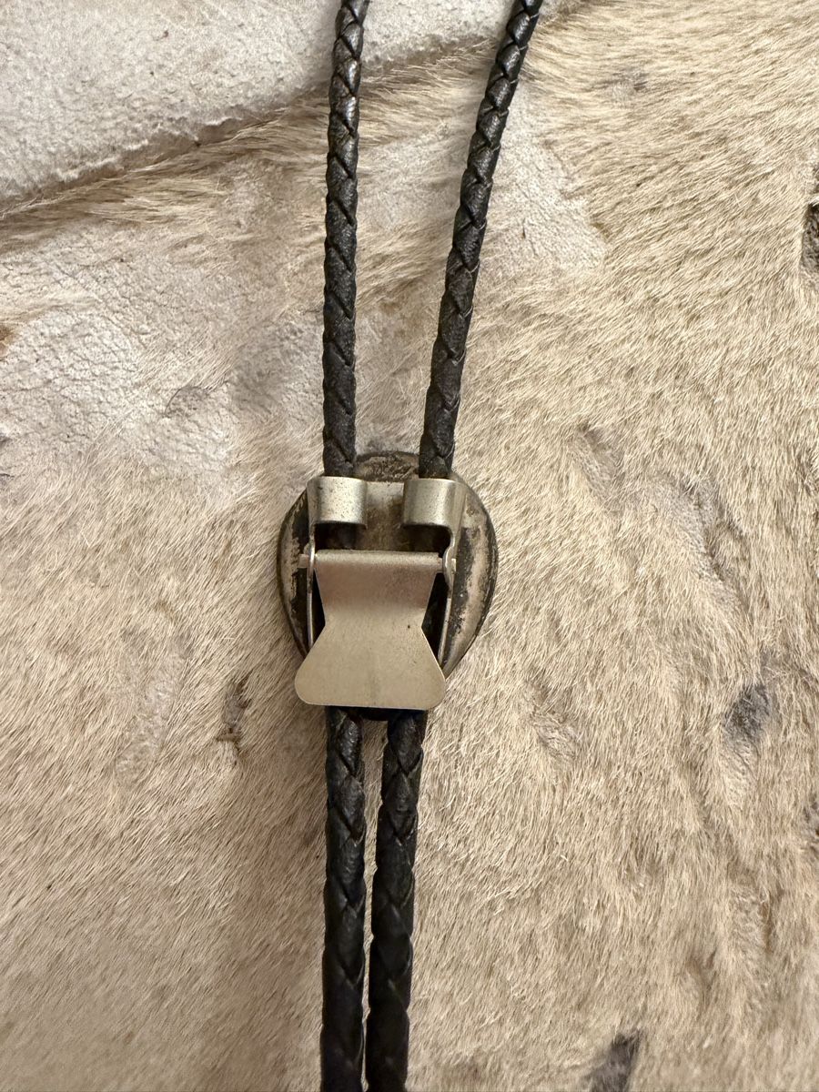 Colliers: Native American Sterling silver bear claw Bolo – D'occasion à Jona par HappyHappyHappyHappy 3