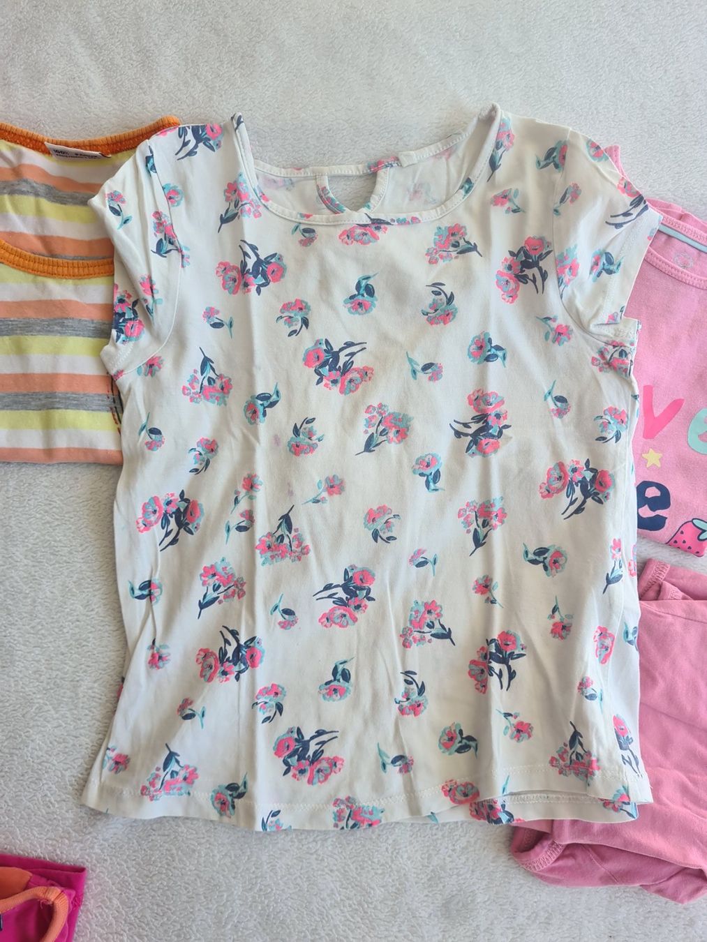 Lotti & Set di vestiti: Mädchen Kleider-Set 98/104 – Usato da Biel/Bienne venduto da KatarinaFilip 2
