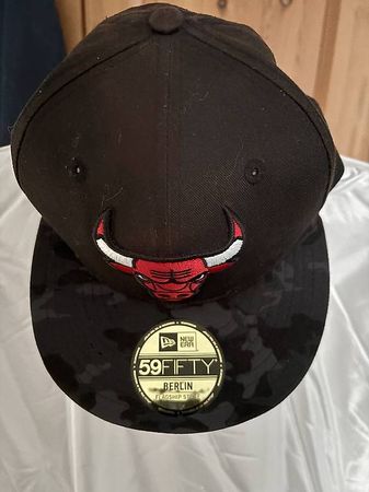 set von 2 Caps 